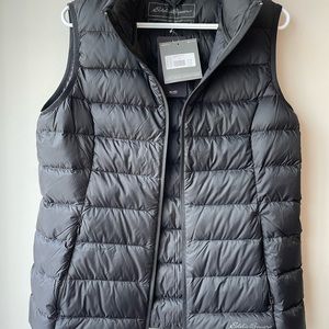 Down Puffer Vest NWT Eddie Bauer size Medium